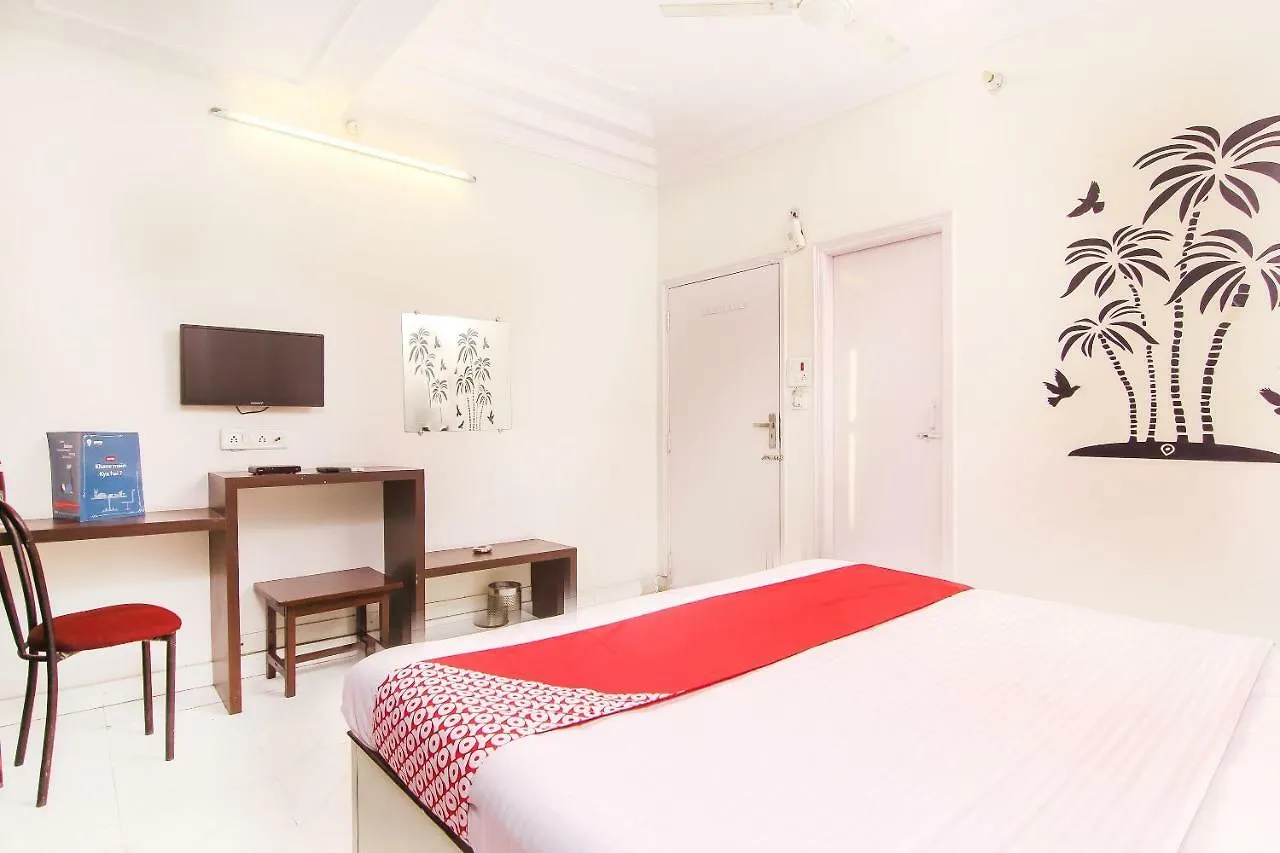 Oyo 14345 Hotel Panchsheel Varanasi 3*,